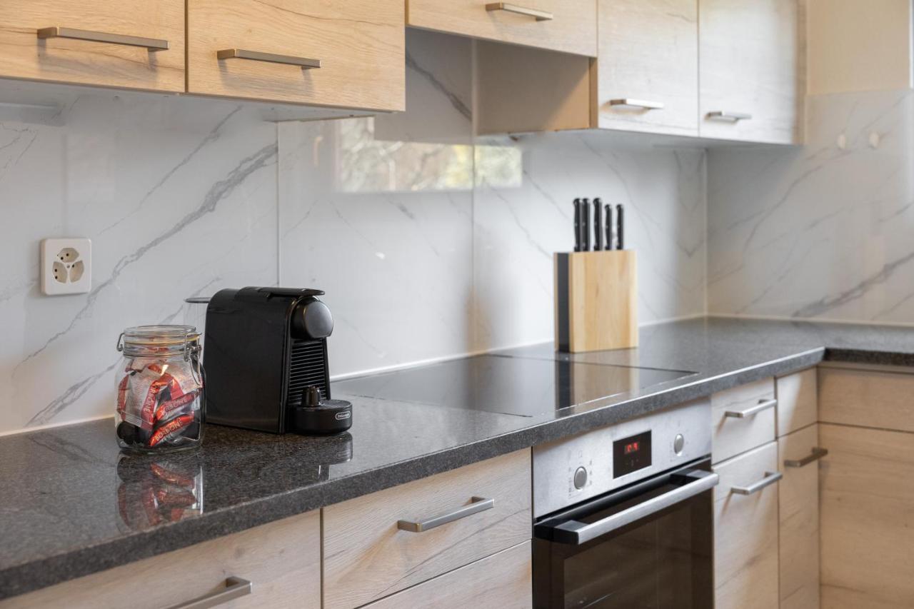 Between Lakes Apartments - 58 อินเทอร์ลาเคน ภายนอก รูปภาพ