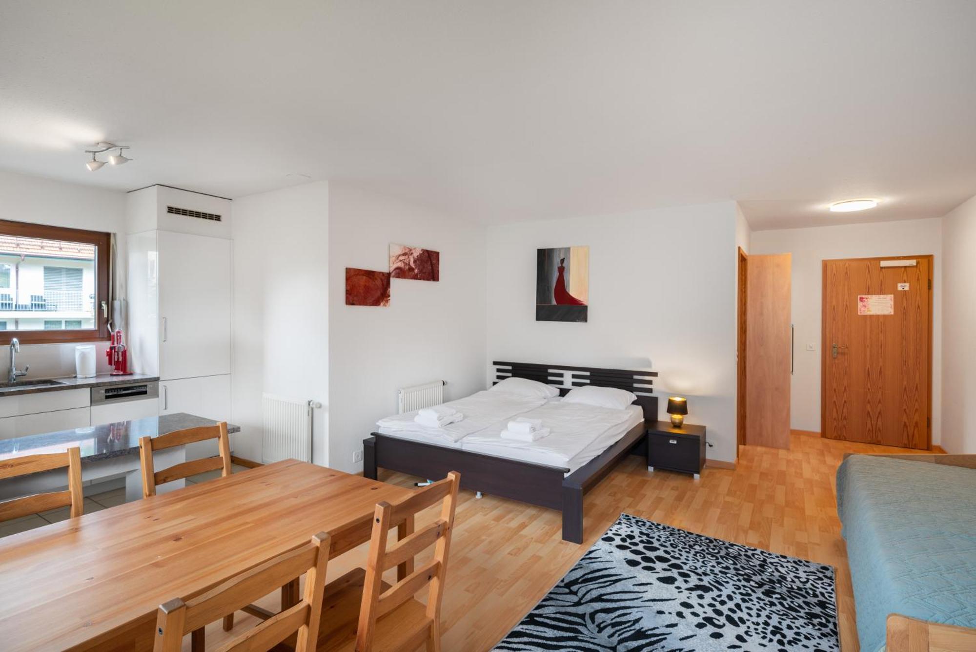 Between Lakes Apartments - 58 อินเทอร์ลาเคน ภายนอก รูปภาพ